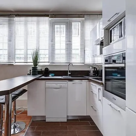 Bluestay 650 - Superb In Apartment